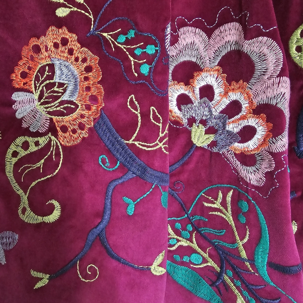 Ivko skirt - Picture 3 of 3